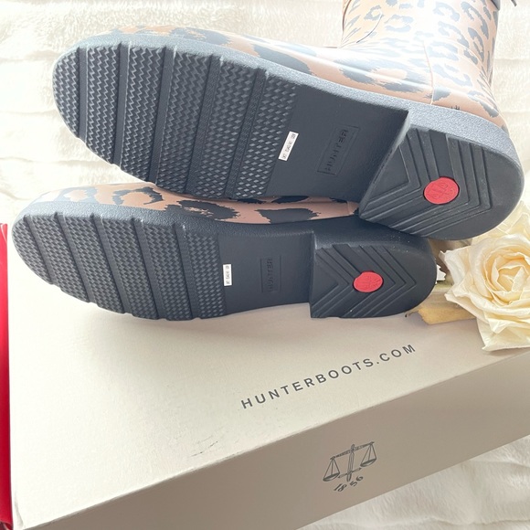 New with tags HUNTER ORIGINAL REFINED SHORT WATERPROOF LEOPARD RAIN BOOT SZ 9 - Picture 6 of 8